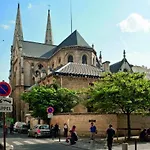 Coup De Coeur Menilmontant * Paris